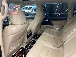 تۆیۆتا لاند کروزەر